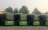 Xe bus nhanh BRT không chạy khớp nối kĩ thuật trên đường phố Hà Nội