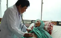 Can thiệp nội mạch cứu sống cụ bà 90 tuổi bị xuất huyết tiêu hóa