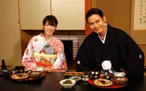 MC Hồng Phúc thích thú khi được diện Kimono