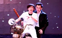 Hoài Linh diễn hài nhưng rơi nước mắt