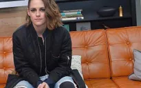 Sao phim 'Chạng vạng' Kristen Stewart: Nam giới ở Hollywood kiếm nhiều hơn là điều 'hợp lý'