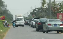 Vụ cán bộ Thuế dùng xe công đi ăn cưới: Phê bình 4 đơn vị