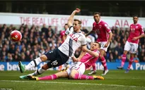 Vòng 31 giải Ngoại hạng Anh: Harry Kane tỏa sáng, Tottenham tiếp tục bám đuổi ngôi đầu