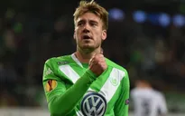 Wolfsburg chính thức sa thải Bendtner