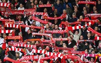 Liverpool và Sevilla đối diện án phạt của UEFA