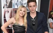 “Tan chảy” trước độ ngọt ngào của cặp đôi Brooklyn Beckham - Chloe Moretz