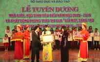 Tuyên dương, khen thưởng nhà giáo, học sinh tiêu biểu năm học 2015 - 2016