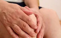 Cách phòng ngừa đau nhức xương khớp khi thời tiết thay đổi