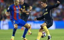 Ngả mũ trước kỷ lục kiến tạo của Iniesta
