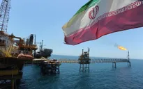 Hạ sâu giá bán dầu thô, Iran quyết giành lại thị phần ở châu Á