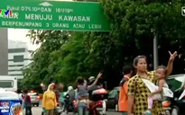 Lên xe là có tiền - Nghề hot ở Jakarta