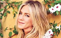 Jennifer Aniston tiết lộ ngoại hình thảm họa thời cấp 3