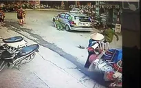 Bắt tạm giam lái xe taxi chống người thi hành công vụ