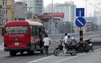 Xử lý xe khách vòng vo đón khách