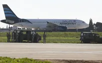 Vụ cướp máy bay Libya: Không tặc đầu hàng