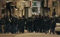 Ba nữ nghi phạm trong vụ khủng bố hụt ở Paris liên quan tới IS