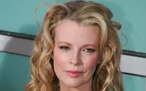 Kim Basinger tham gia phần hai ‘50 sắc thái’