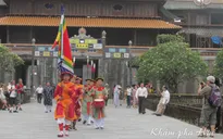 Huế đẩy mạnh khai thác tour du lịch "Huế, một điểm đến 5 di sản"