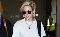 Kristen Stewart công khai nắm tay tình cũ