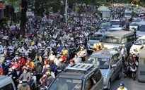 TP.HCM: Hỗn loạn giao thông ở cửa ngõ sân bay Tân Sơn Nhất vì kẹt xe