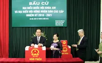 Chủ tịch nước Trần Đại Quang bỏ phiếu bầu cử tại quận Thanh Xuân
