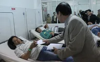 Đà Nẵng: Lật xe chở công nhân, 13 người gặp nạn