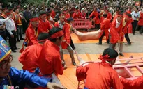 Lễ hội đầu Xuân bị biến tướng: Vì sao?