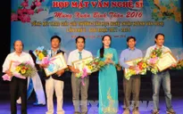Trao giải thưởng Huỳnh Văn Nghệ lần thứ V