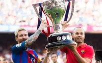 SỐC: "Công thần" Iniesta nghiêm túc suy nghĩ việc rời Barcelona!