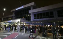 Sân bay London (Anh) mở cửa trở lại
