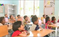 Lớp học tiếng Việt trong Hè ở vùng dân tộc thiểu số