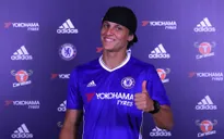 Bất chấp rủi ro, Conte vẫn để David Luiz đá trung vệ