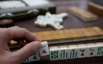 Chuyện lạ: Tuyển dụng bằng cách thi mạt chược