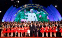 Hà Nội vinh danh 124 đảng viên trẻ xuất sắc 2016