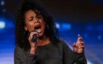 Britain's Got Talent: Choáng váng với thiếu nữ già như 50 tuổi