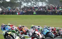 MotoGP Australian GP 2016: Nhà tân vô địch Marc Marquez bỏ cuộc
