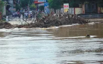 Mưa lũ miền Trung khiến 11 người thiệt mạng