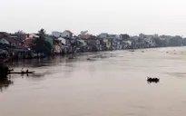Mưa lũ ở miền Trung: 9 người thiệt mạng, hàng nghìn ngôi nhà bị ngập nước