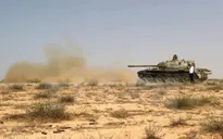 Mỹ lần đầu tiên không kích thành trì Sirte của IS ở Libya