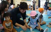 Nhật Bản khuyến khích tăng dân số