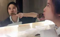 Khoe ảnh ăn uống, Lâm Tâm Như lại làm rộ lên tin đồn mang thai