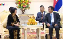 Chủ tịch Quốc hội Nguyễn Thị Kim Ngân hội kiến Thủ tướng Campuchia