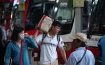 TP.HCM: Người dân đổ về miền Tây đón Tết Dương lịch