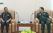 Bộ trưởng Bộ Quốc phòng Ngô Xuân Lịch tiếp Quốc vụ khanh Bộ Quốc phòng Campuchia
