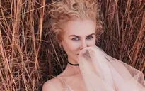 Nicole Kidman chói lóa trên ấn phẩm đầu tiên năm 2017 của Vogue