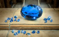 Sắp trưng bày viên đá quý topaz màu xanh lớn nhất thế giới