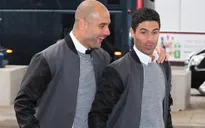 Loạt "ngôi sao thời trang" Man City đổ bộ Barcelona