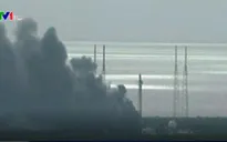 Tên lửa đẩy Falcon 9 phát nổ ngay khi rời bệ phóng