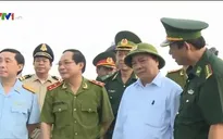 PTtg Nguyễn Xuân Phúc kiểm tra tình hình chống buôn lậu tại An Giang