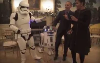 Vợ chồng Tổng thống Mỹ nhảy điệu robot nhân ngày Star Wars